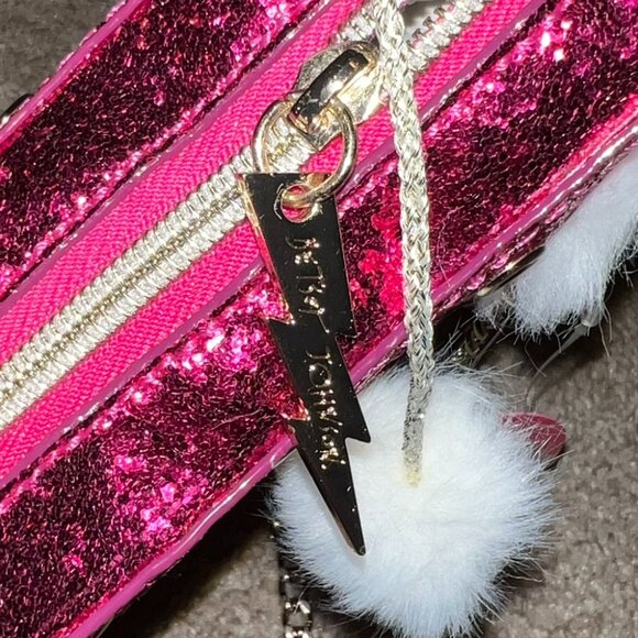 NWT Betsey Johnson Ice Skate Cross Body Purse - Picture 9 of 9